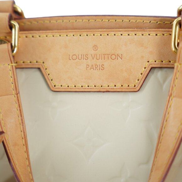 Louis Vuitton Vernis Brea GM Tote - Picture 4 of 11
